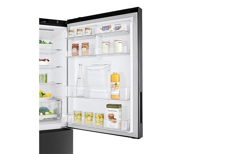 Nevera LG Bottom Freezer, 420lts, Tecnología NatureFRESH, Acabado Matte  Black Steel